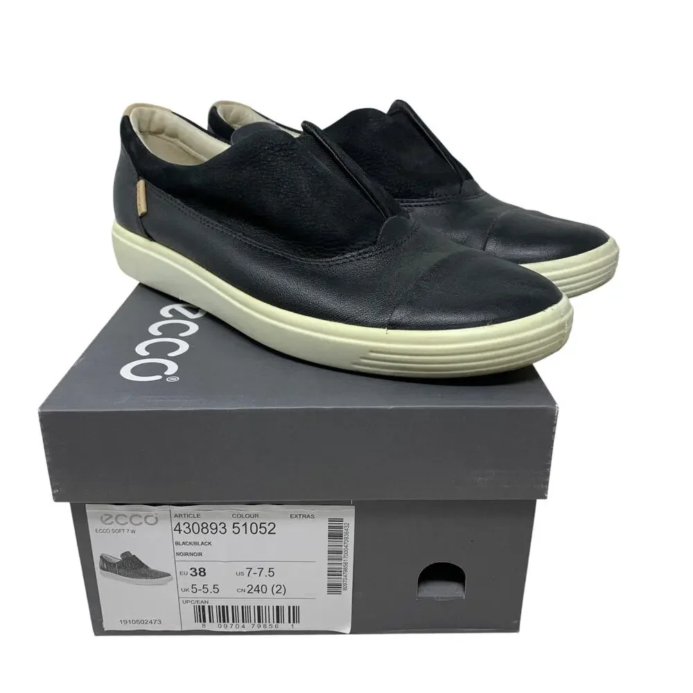 Ecco Soft Slip On Sneakers Womens Size 7-7.5 Black Leather